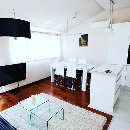 Deluxe Suites Mandic Omiš Exterior foto