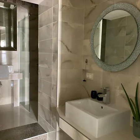 Deluxe Suites Mandic Omiš Exterior foto