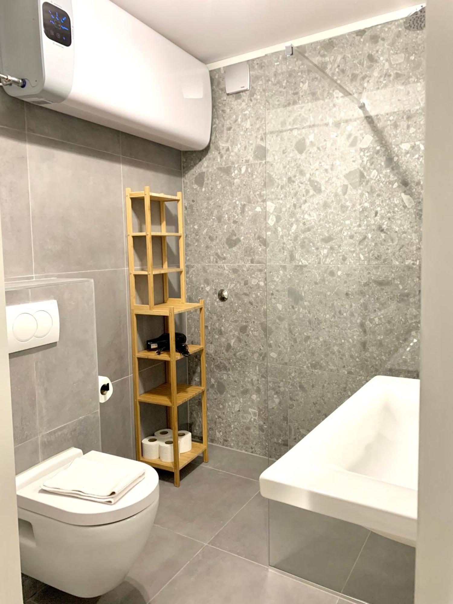 Deluxe Mandic Apartment Omiš
